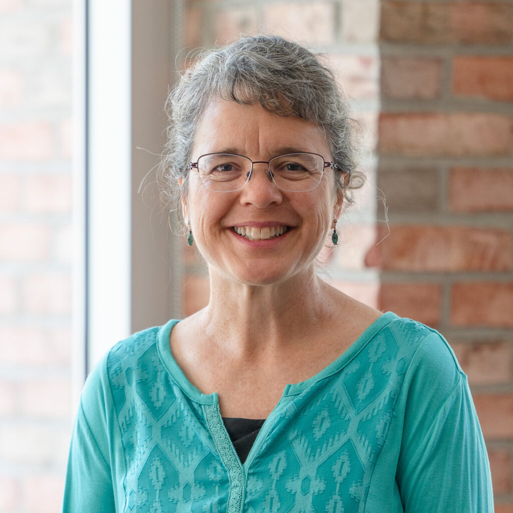 Lisa Walkendorf Headshot - 2025-2