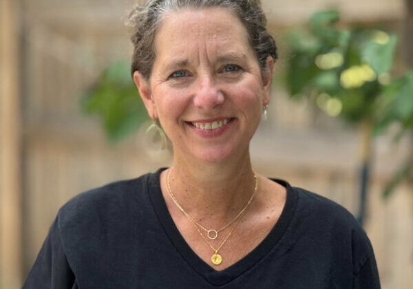 Jennifer Greer Headshot